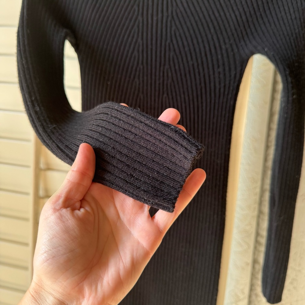 Forever 21 Black Long Sleeve Knit Bodycon Dress - Picture 5 of 6